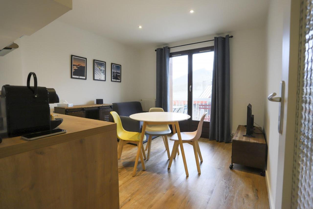 شقة آنسي  في Le Fier, Pied A Terre Annecien المظهر الخارجي الصورة