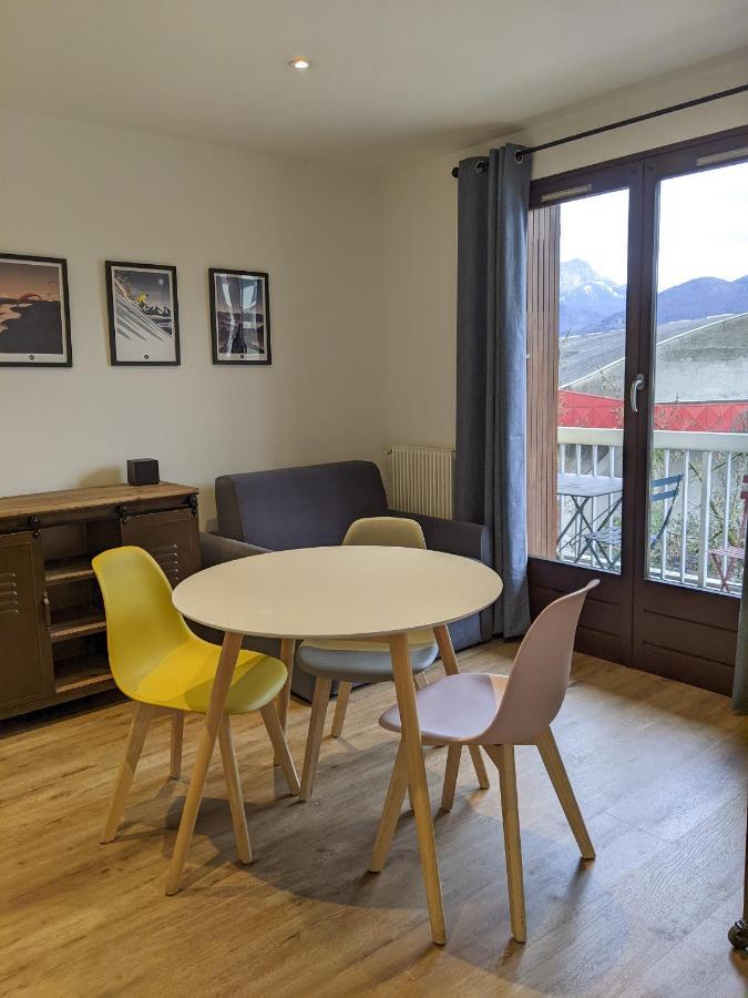 شقة آنسي  في Le Fier, Pied A Terre Annecien المظهر الخارجي الصورة
