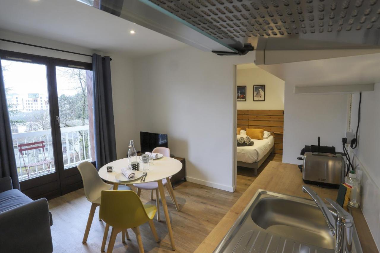 شقة آنسي  في Le Fier, Pied A Terre Annecien المظهر الخارجي الصورة